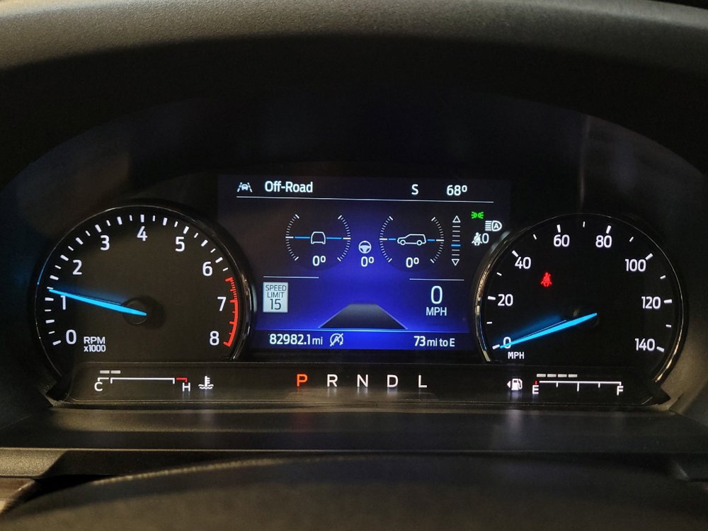Used 2022 Ford Explorer Limited w/ Equipment Group 301A AWD/4WD image 23