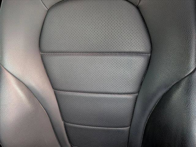 Used 2018 Mercedes-Benz C 300 Sedan image 16