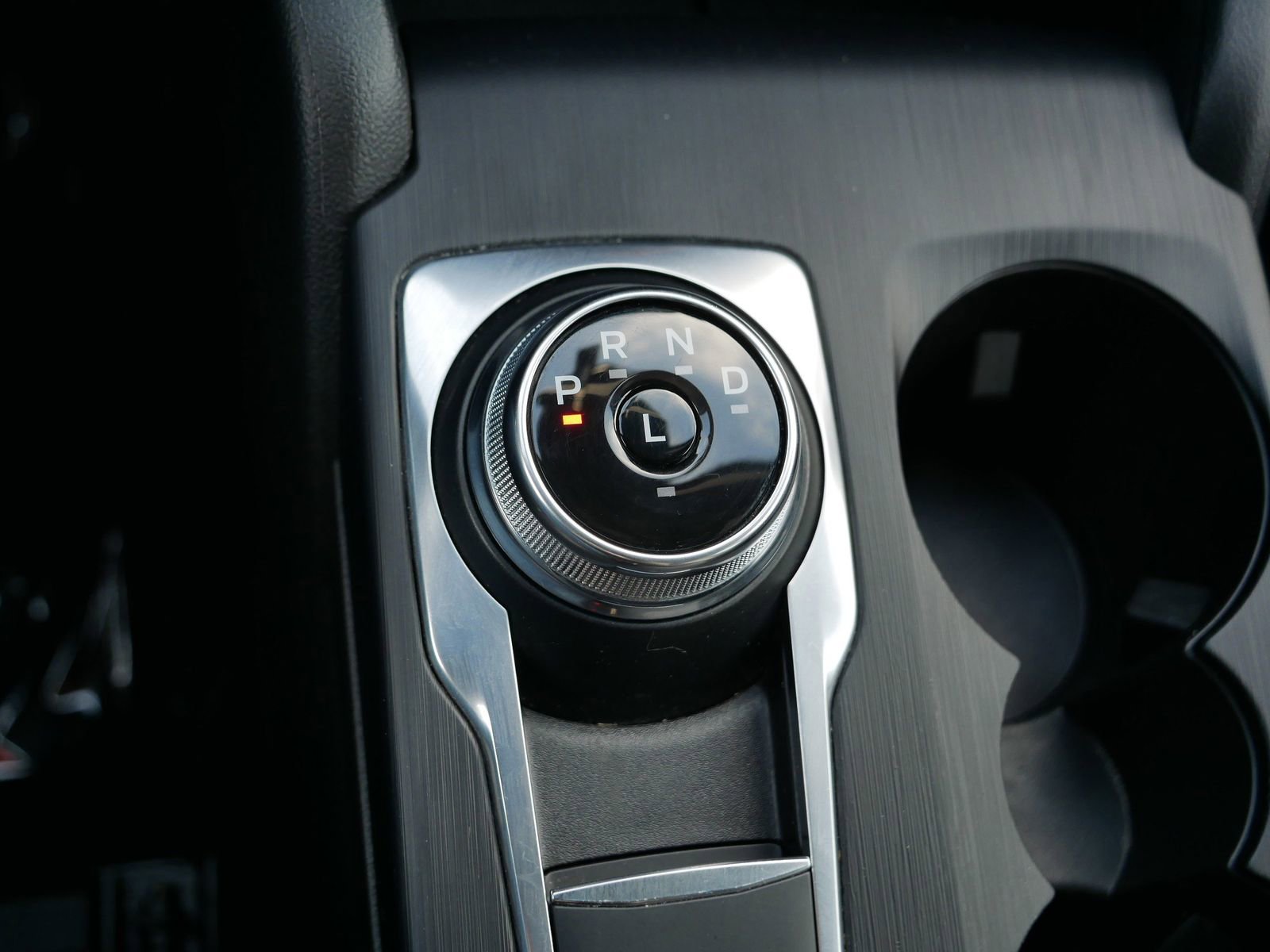 Certified 2025 Ford Escape ST-Line image 25