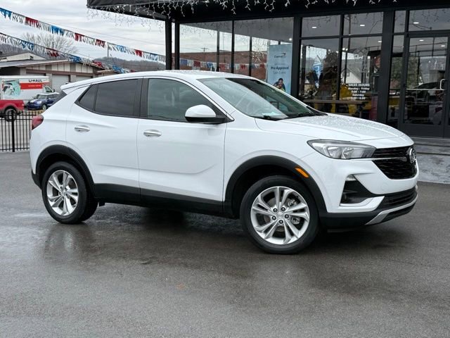 Used 2023 Buick Encore GX Preferred w/ Cold Weather Comfort Package image 2