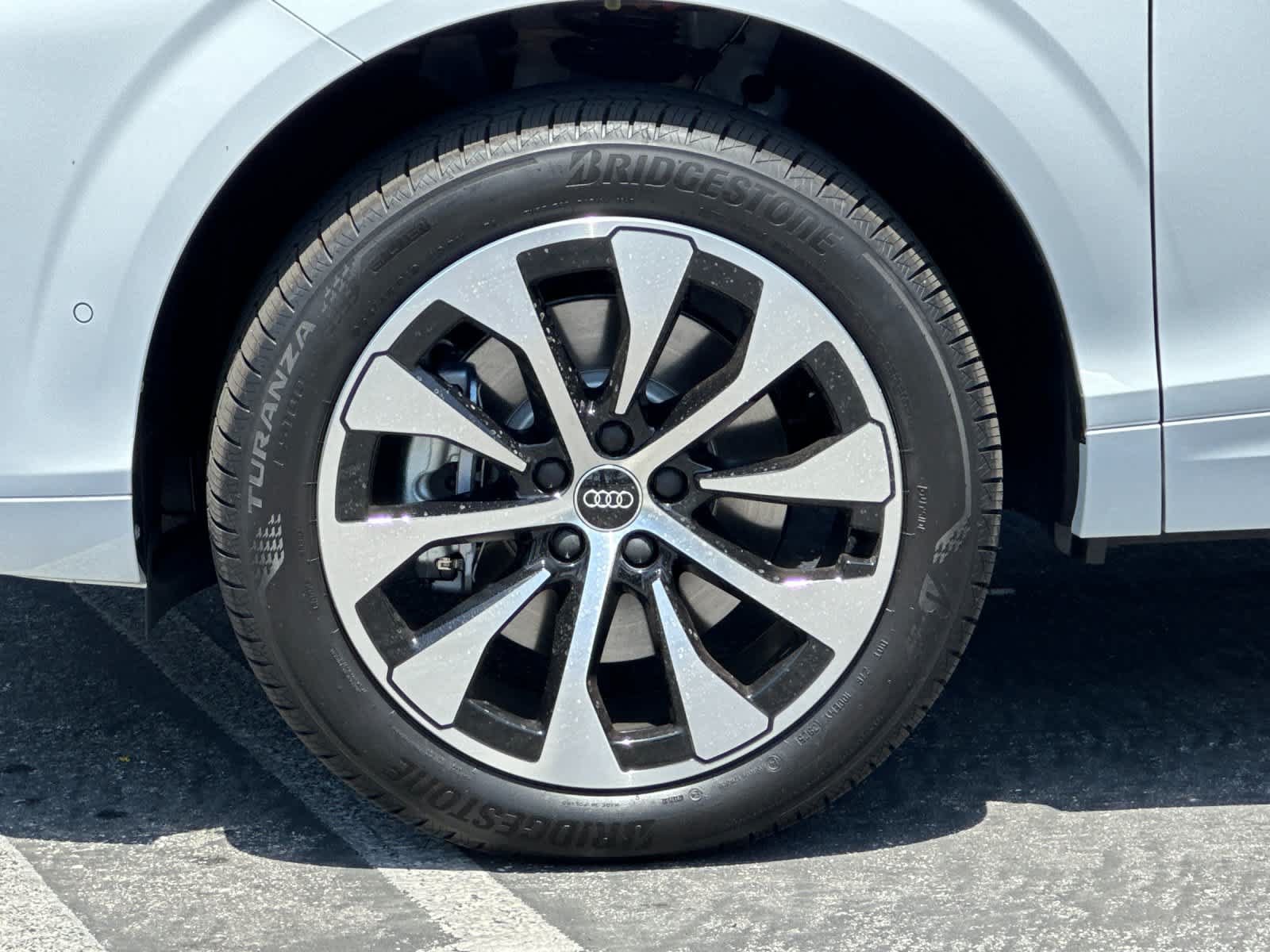 New 2026 Audi Q3 quattro 2.0T AWD/4WD image 27