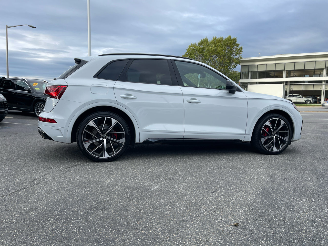 Used 2022 Audi SQ5 Premium Plus image 17