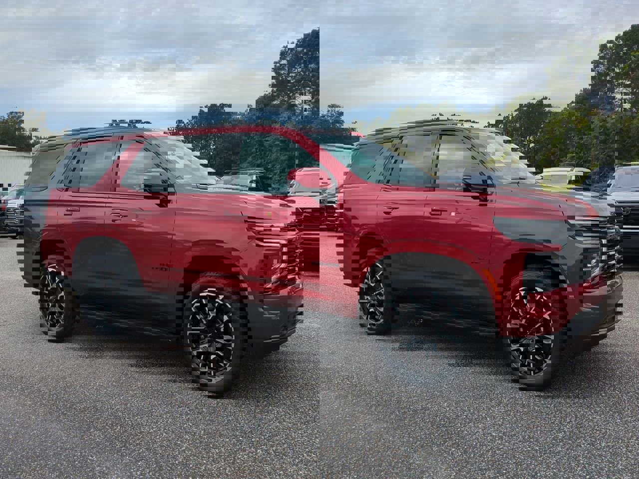 Used 2025 Chevrolet Tahoe RST w/ Comfort Package image 2
