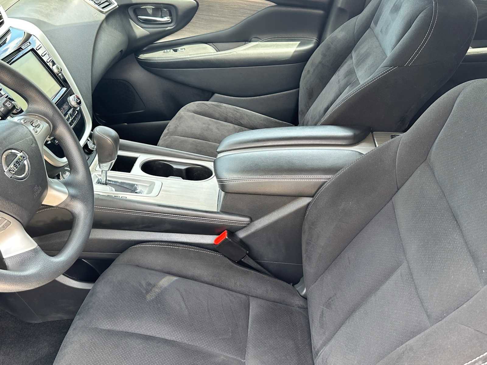 Used 2018 Nissan Murano S image 9