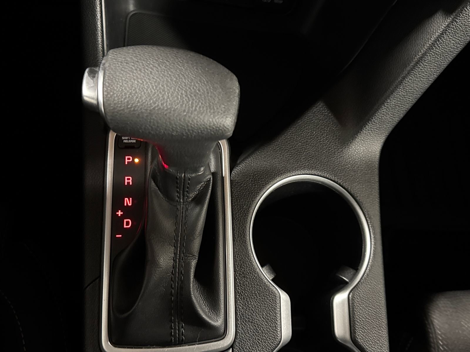 Used 2022 Kia Sportage LX image 20