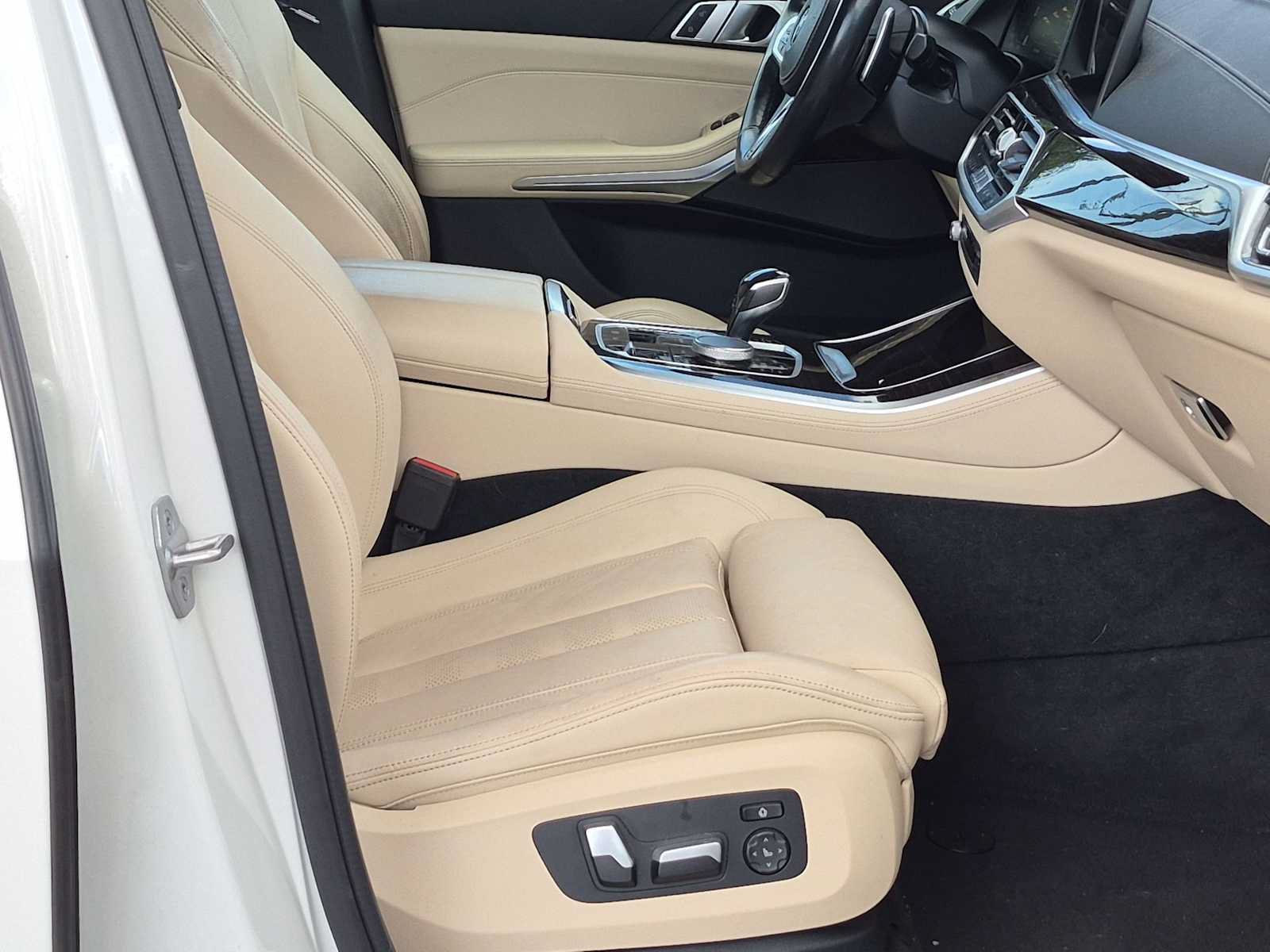 Used 2021 BMW X5 xDrive45e w/ M Sport Package AWD/4WD image 24