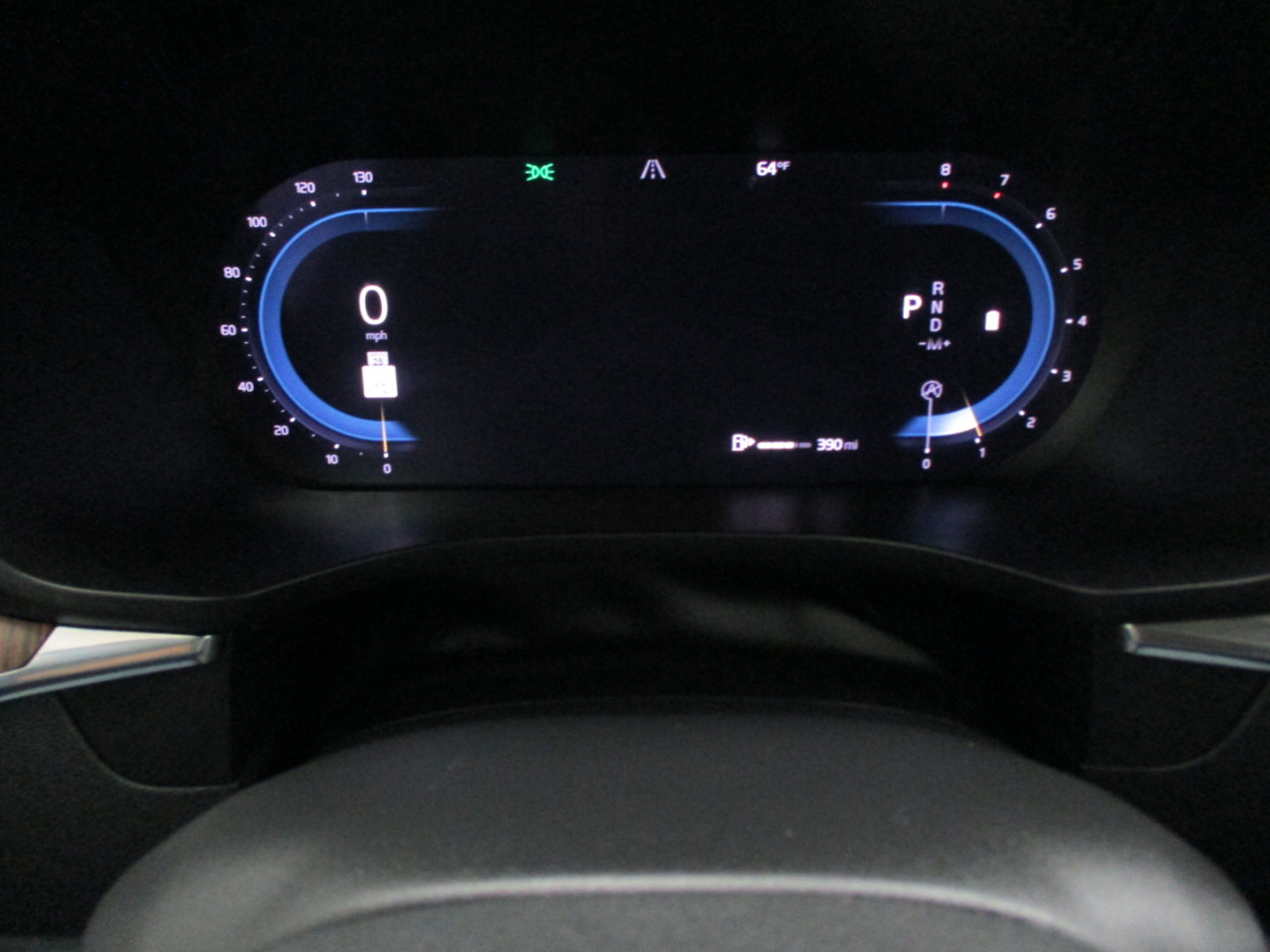 Used 2022 Volvo XC60 B5 Momentum image 21