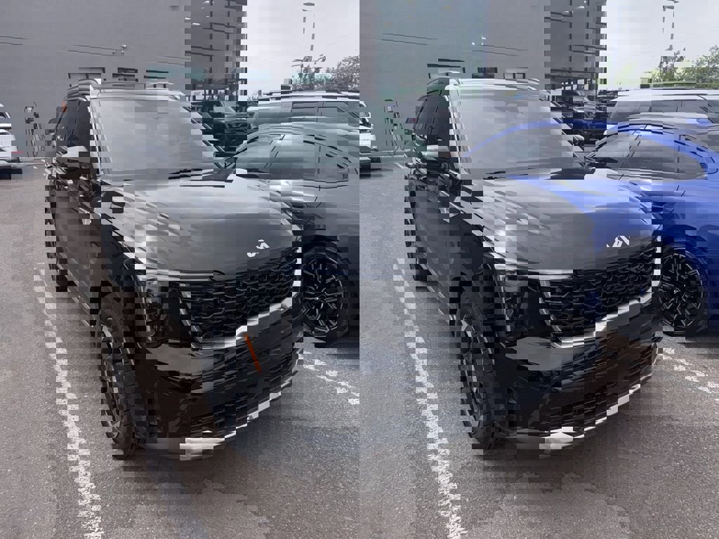 Used 2025 Kia Sorento EX w/ EX Panoramic Sunroof Package image 1