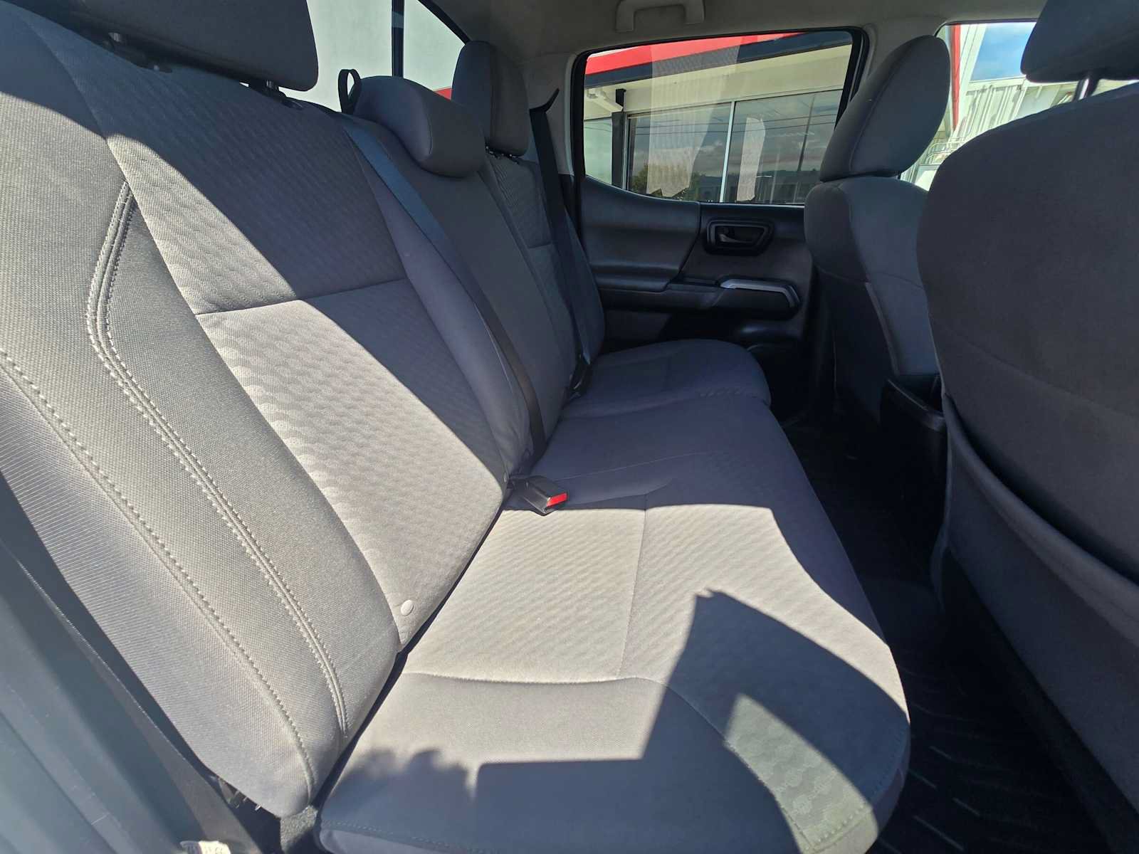 Used 2023 Toyota Tacoma SR5 AWD/4WD image 12