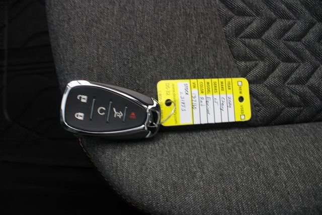 Used 2024 Chevrolet Equinox LT w/ LPO, Floor Liner Package image 7