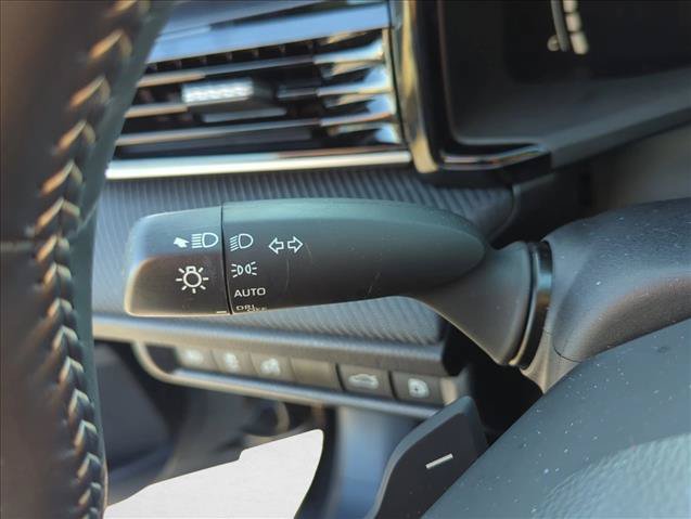 Certified 2025 Toyota Camry SE w/ Convenience Package FWD image 14