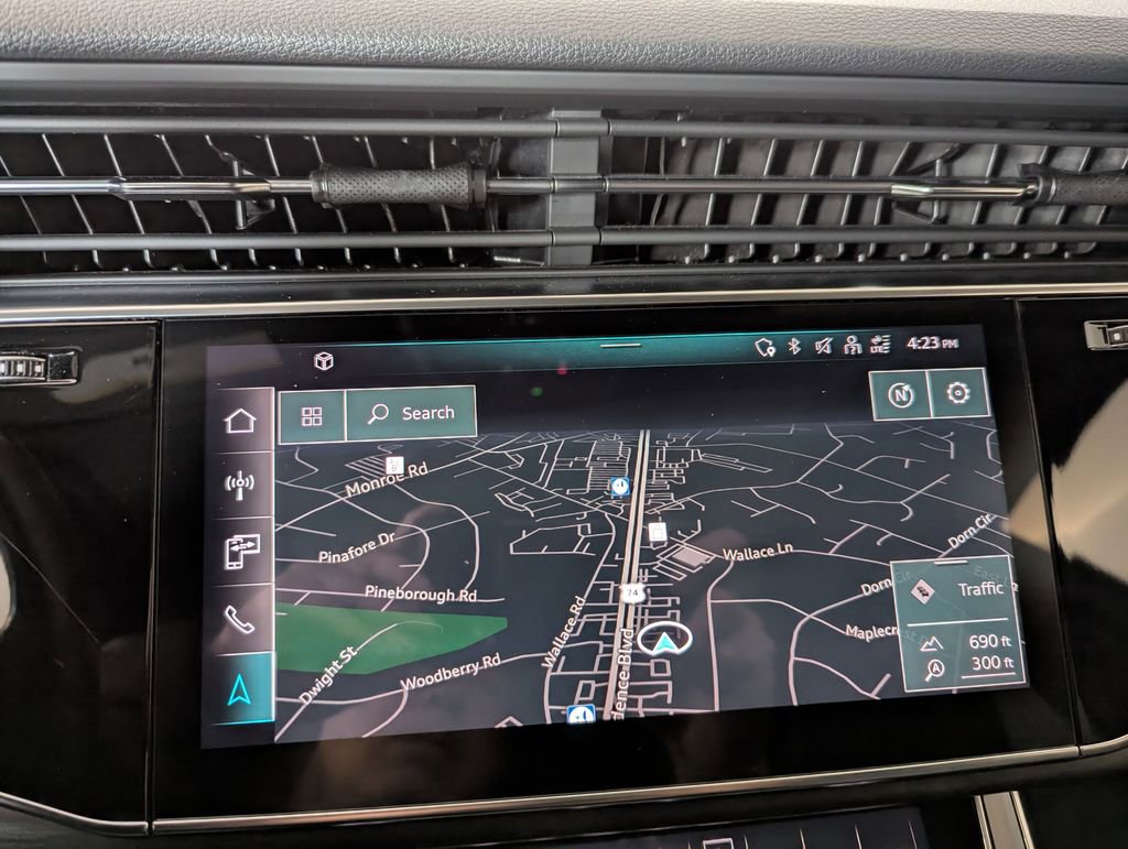 Used 2021 Audi Q8 Premium Plus image 10