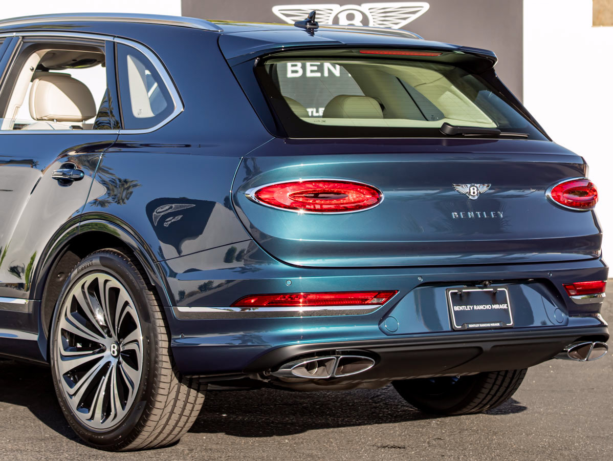 New 2027 Bentley Bentayga AWD/4WD image 12