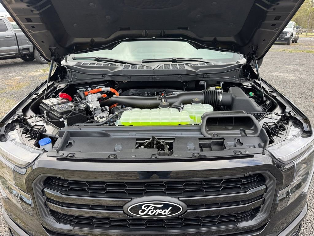 New 2026 Ford F150 Lariat w/ Equipment Group 501A Mid AWD/4WD image 28