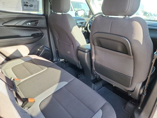 Used 2025 Chevrolet TrailBlazer LT AWD/4WD image 28
