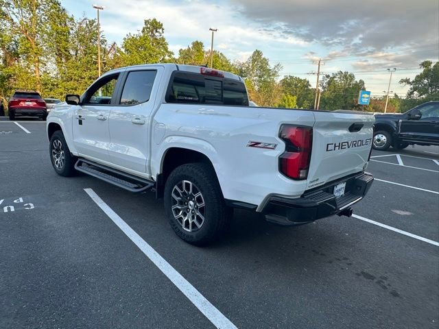 Used 2024 Chevrolet Colorado Z71 w/ Z71 Convenience Package 2 AWD/4WD image 4