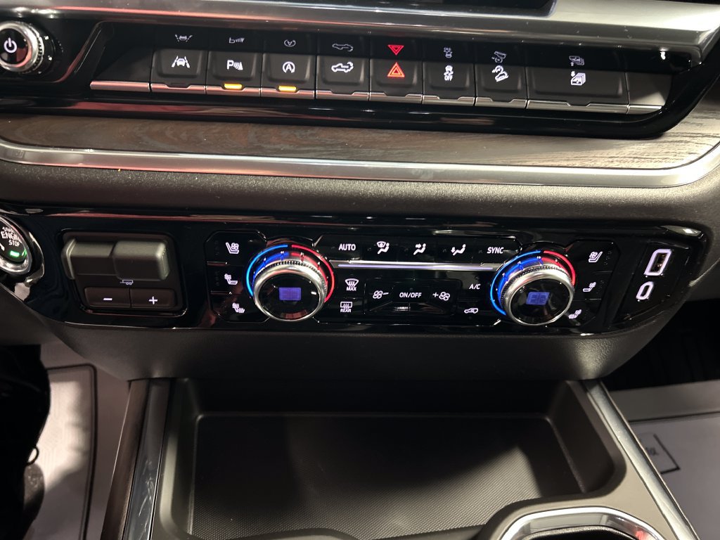New 2026 GMC Sierra 1500 SLT AWD/4WD image 17