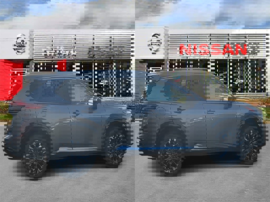 New 2026 Nissan Rogue Platinum image 4
