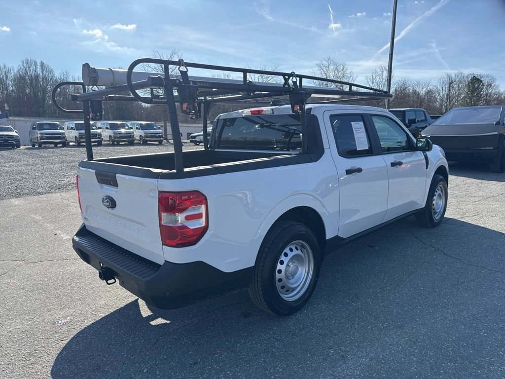 Used 2025 Ford Maverick XLT w/ Equipment Group 302A AWD/4WD image 5