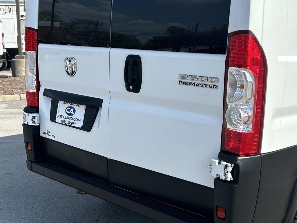 Used 2023 RAM ProMaster 2500 image 12