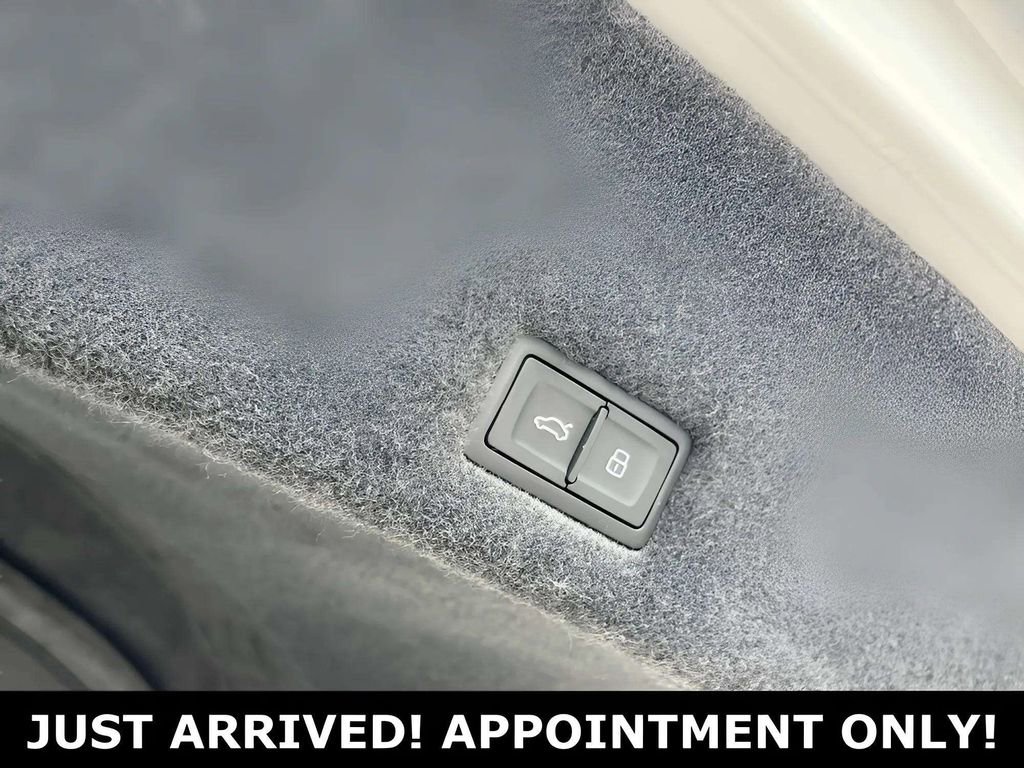 Used 2022 Lamborghini Urus image 15