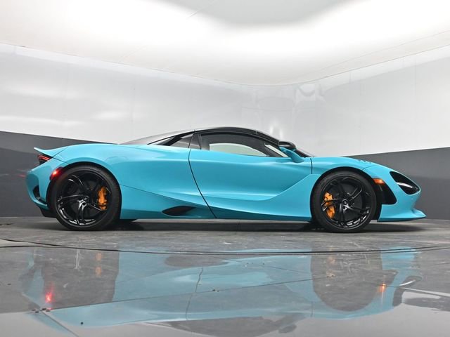 Used 2024 McLaren 750S Spider image 16