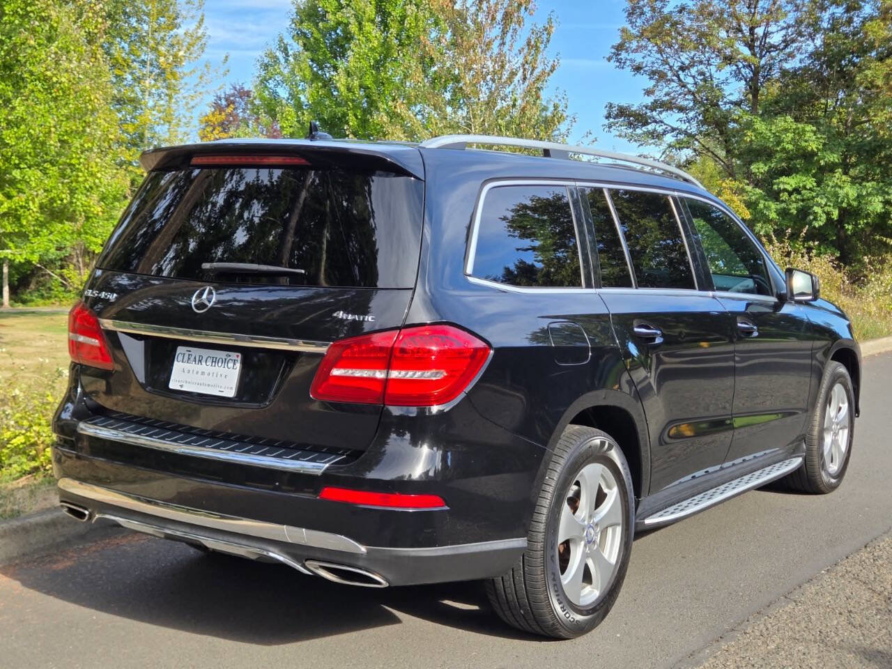 Used 2017 Mercedes-Benz GLS 450 4MATIC image 9