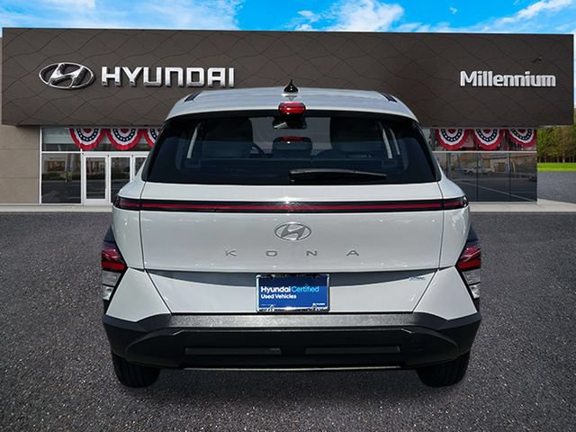 Used 2024 Hyundai Kona SE AWD/4WD image 8