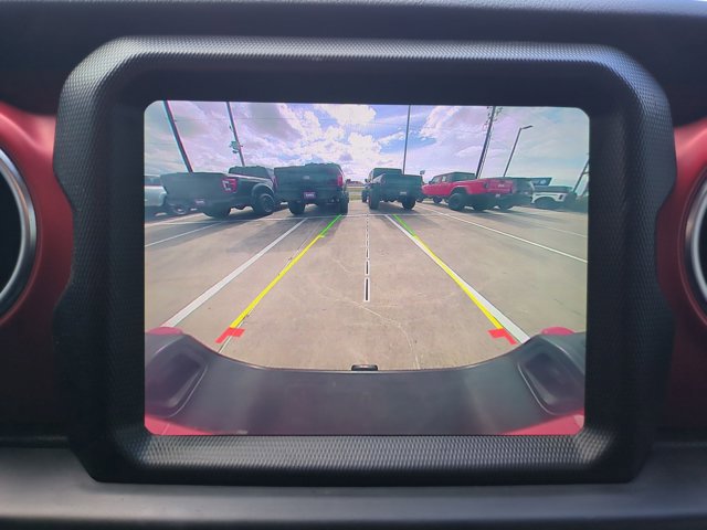 Used 2022 Jeep Gladiator Rubicon w/ LED Lighting Group image 14