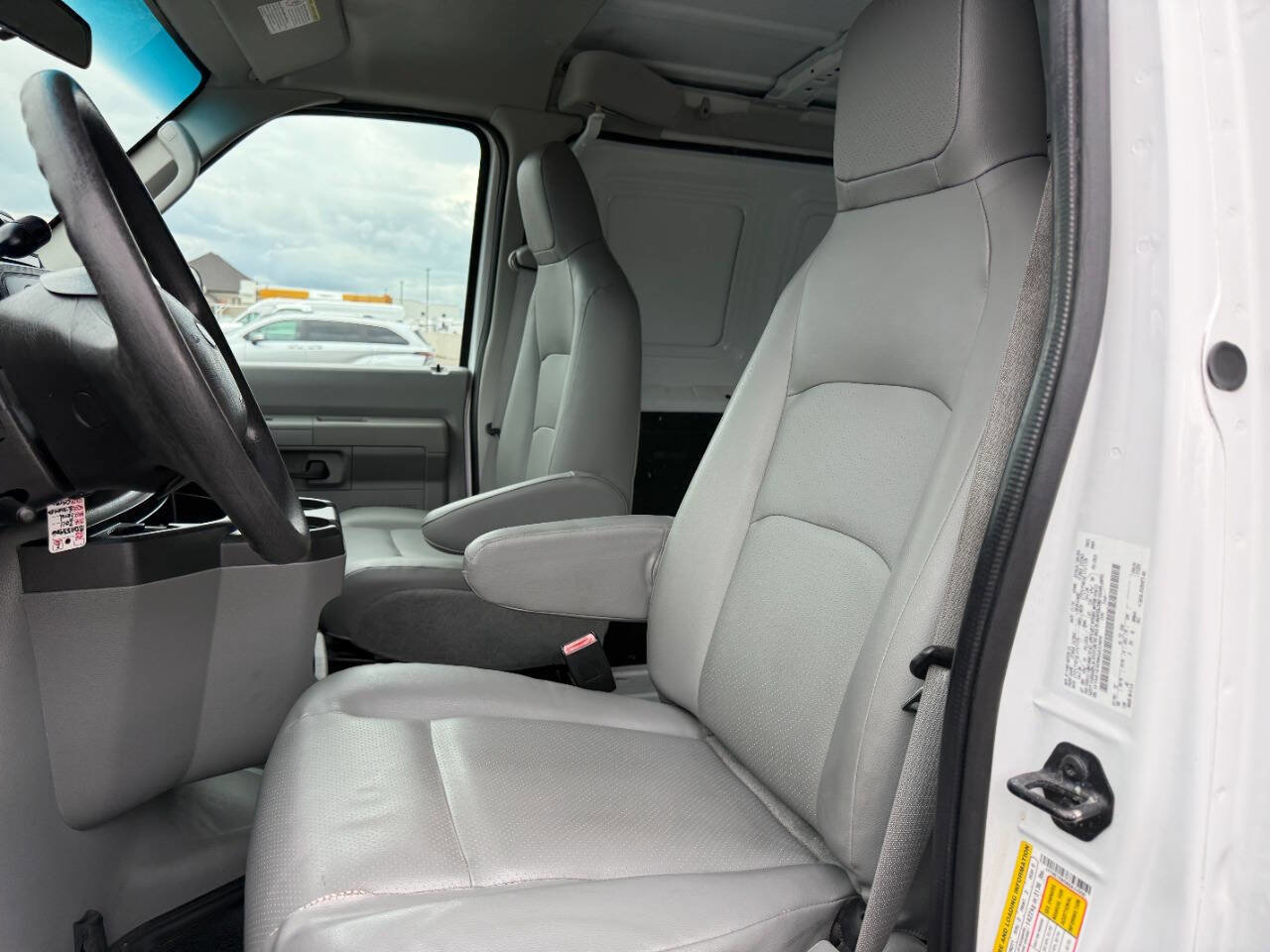 Used 2011 Ford E-150 and Econoline 150 w/ PWR Group RWD image 16