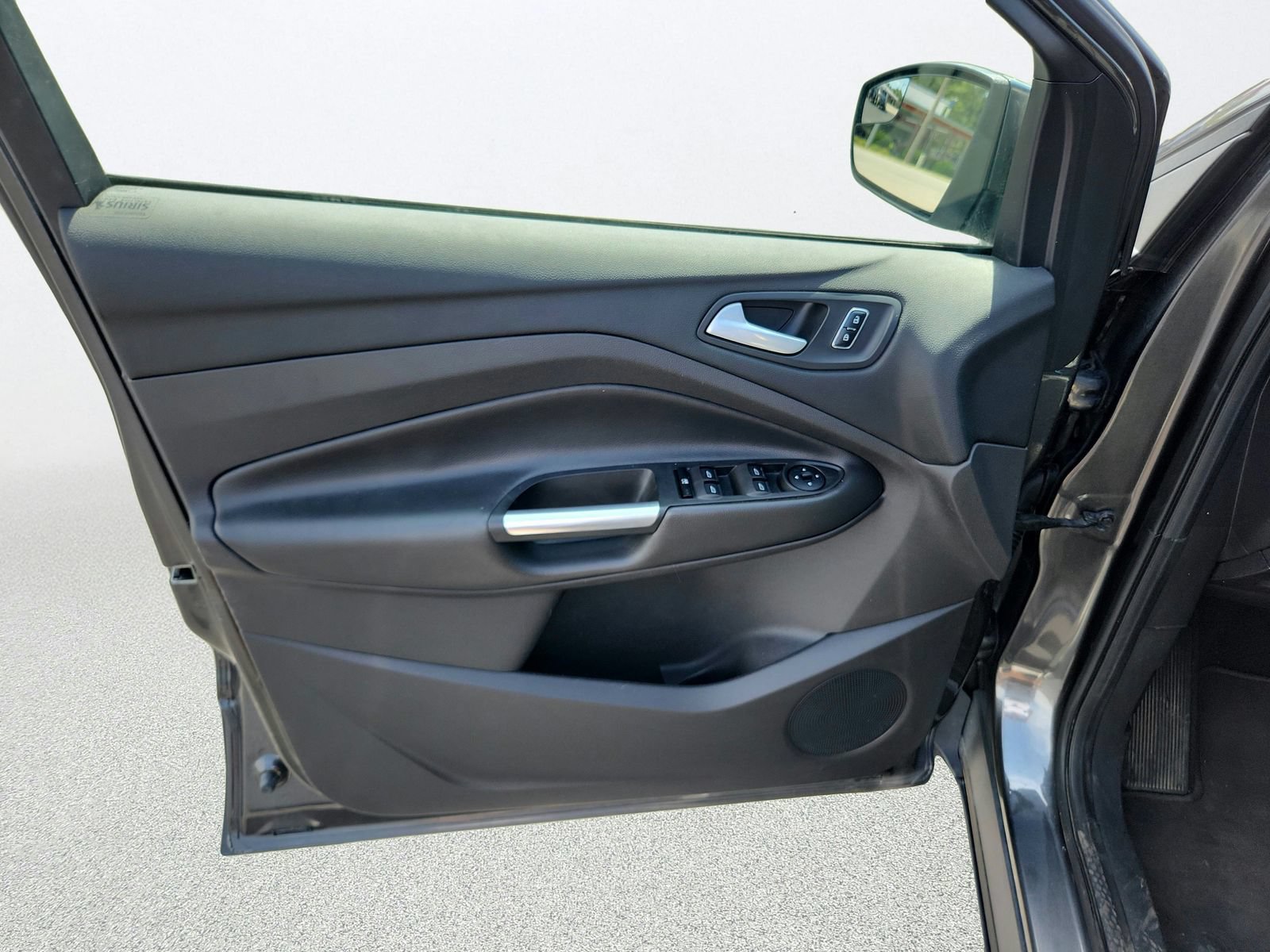Used 2015 Ford Escape SE FWD image 20