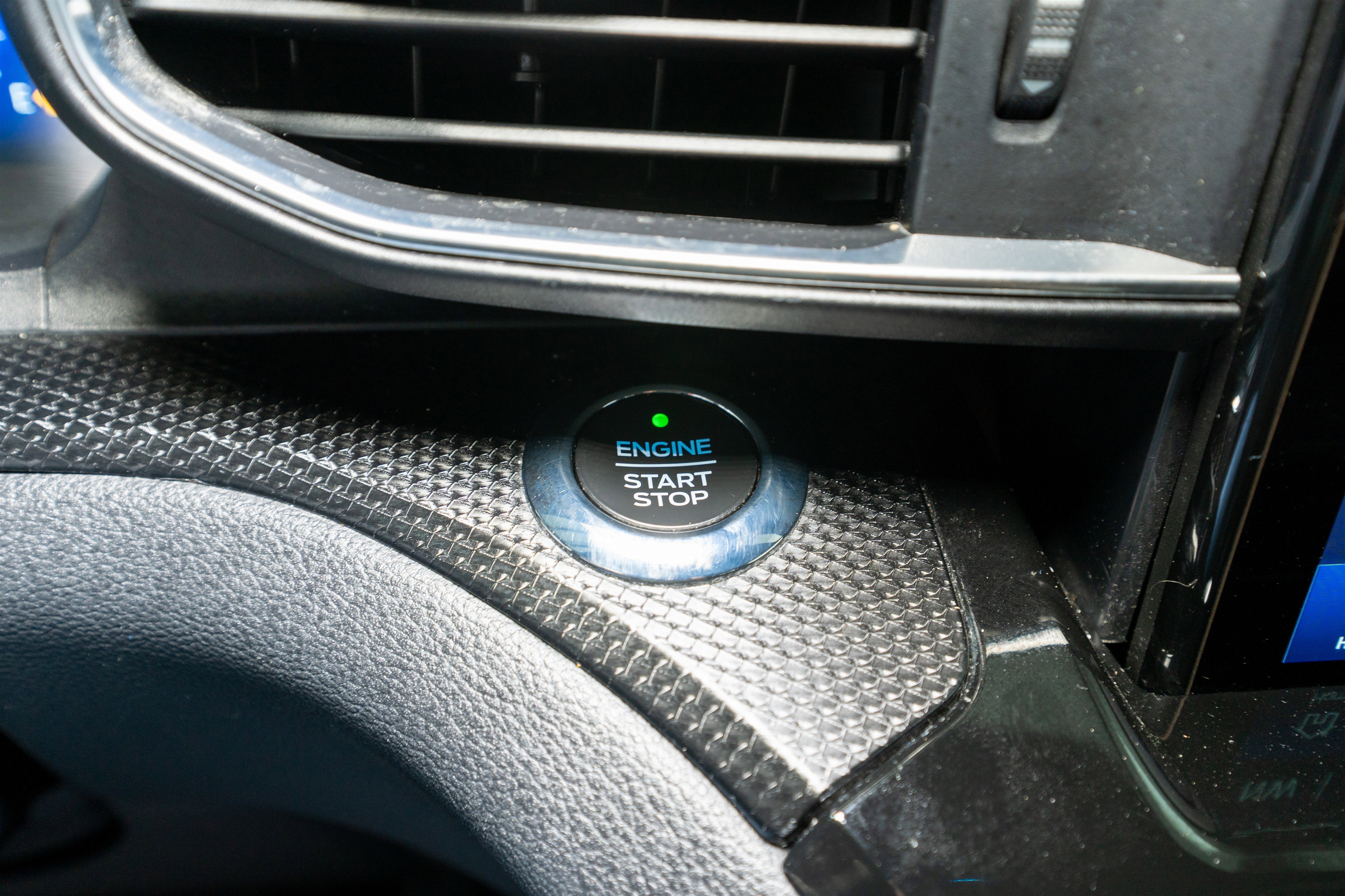 Used 2021 Ford Explorer ST w/ Equipment Group 401A image 32