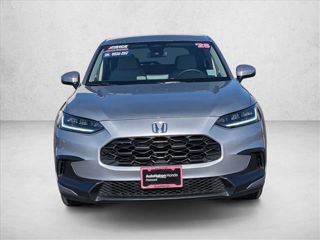 Used 2025 Honda HR-V LX image 2