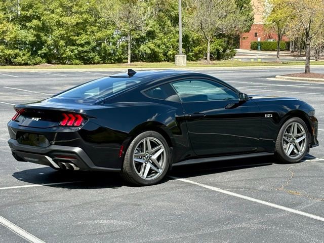 Used 2025 Ford Mustang GT Premium image 8