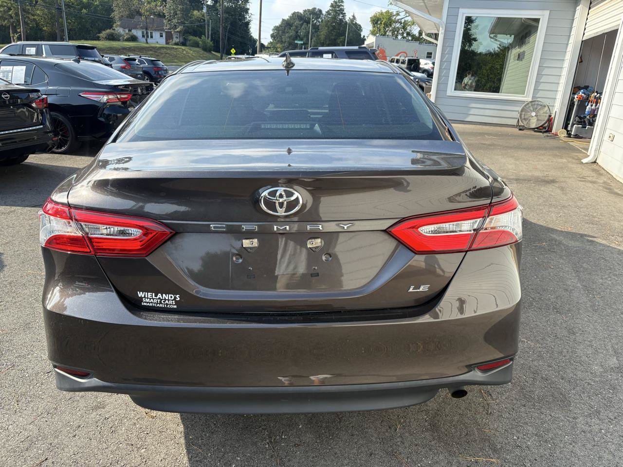 Used 2019 Toyota Camry LE FWD image 4