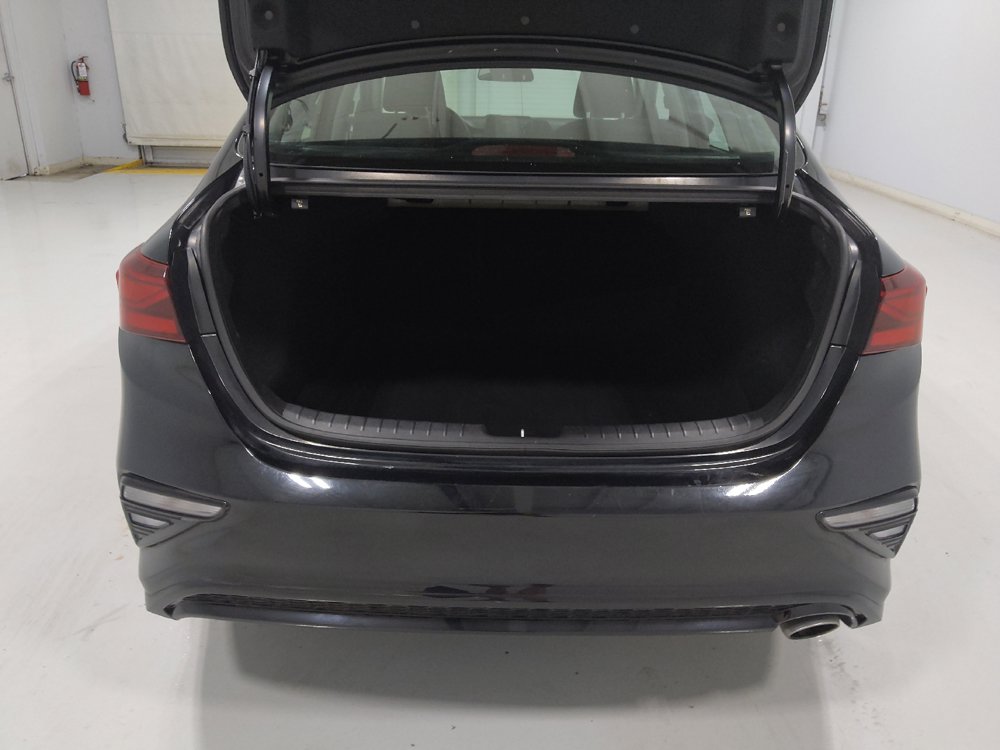 Used 2020 Kia Forte LXS FWD image 29