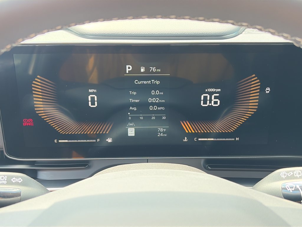New 2027 Kia Carnival FWD image 18
