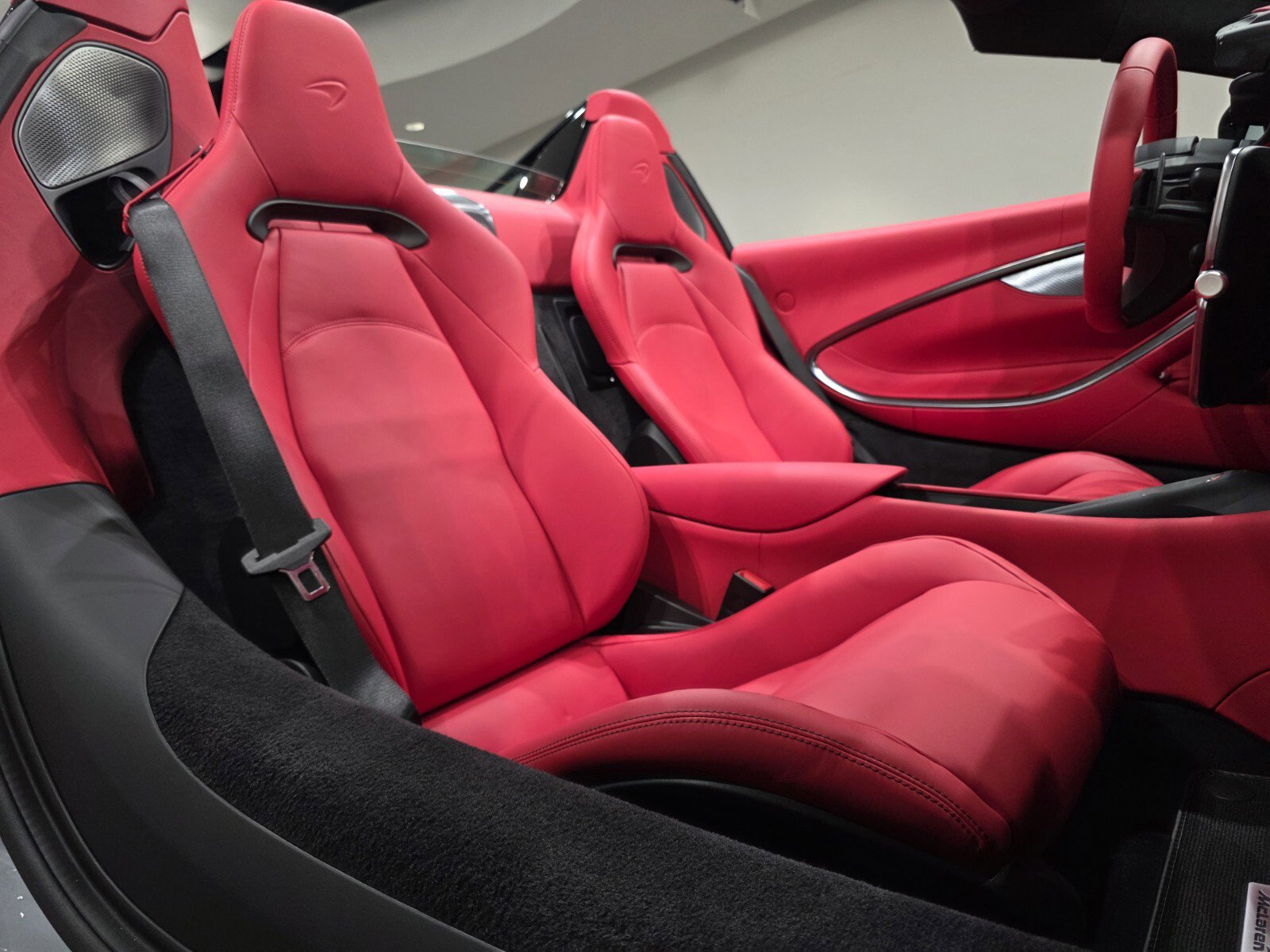 New 2026 McLaren Artura Spider RWD image 21