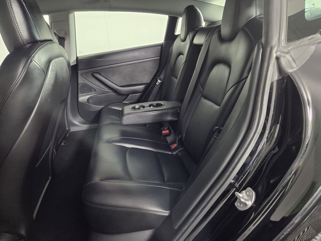 Used 2020 Tesla Model 3 Standard Range Plus RWD image 25