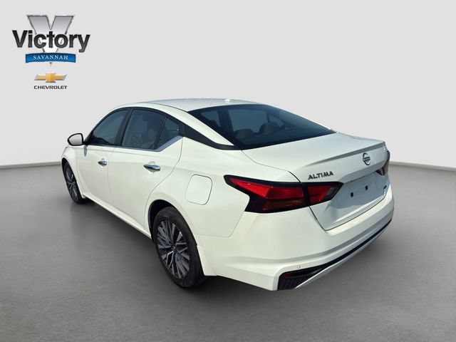 Used 2024 Nissan Altima 2.5 SV AWD/4WD image 5