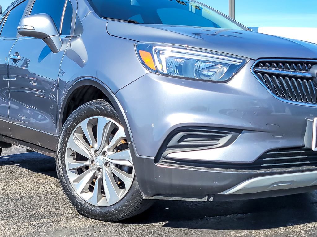 Certified 2019 Buick Encore Preferred image 3