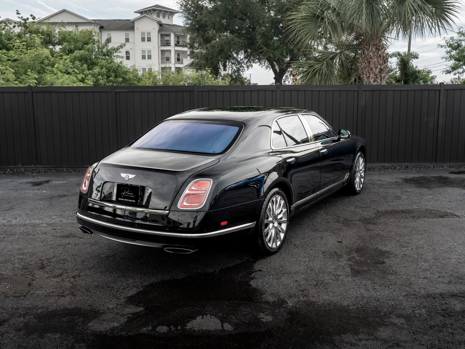 Used 2017 Bentley Mulsanne RWD image 27