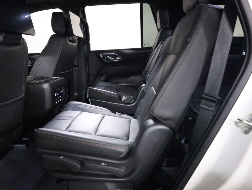 Used 2021 Chevrolet Tahoe RST w/ Luxury Package AWD/4WD image 47