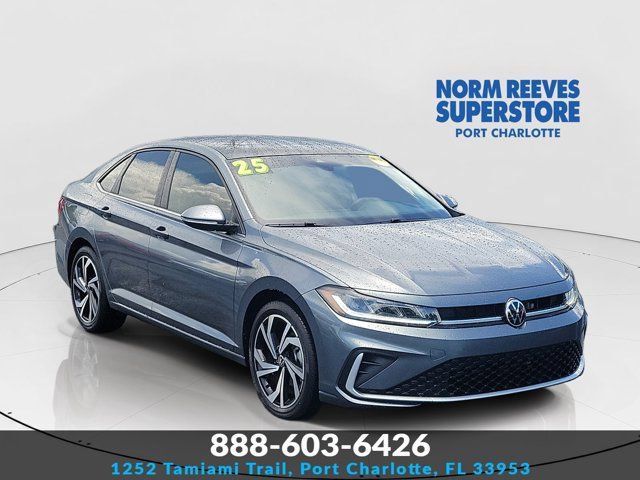 Certified 2025 Volkswagen Jetta SEL