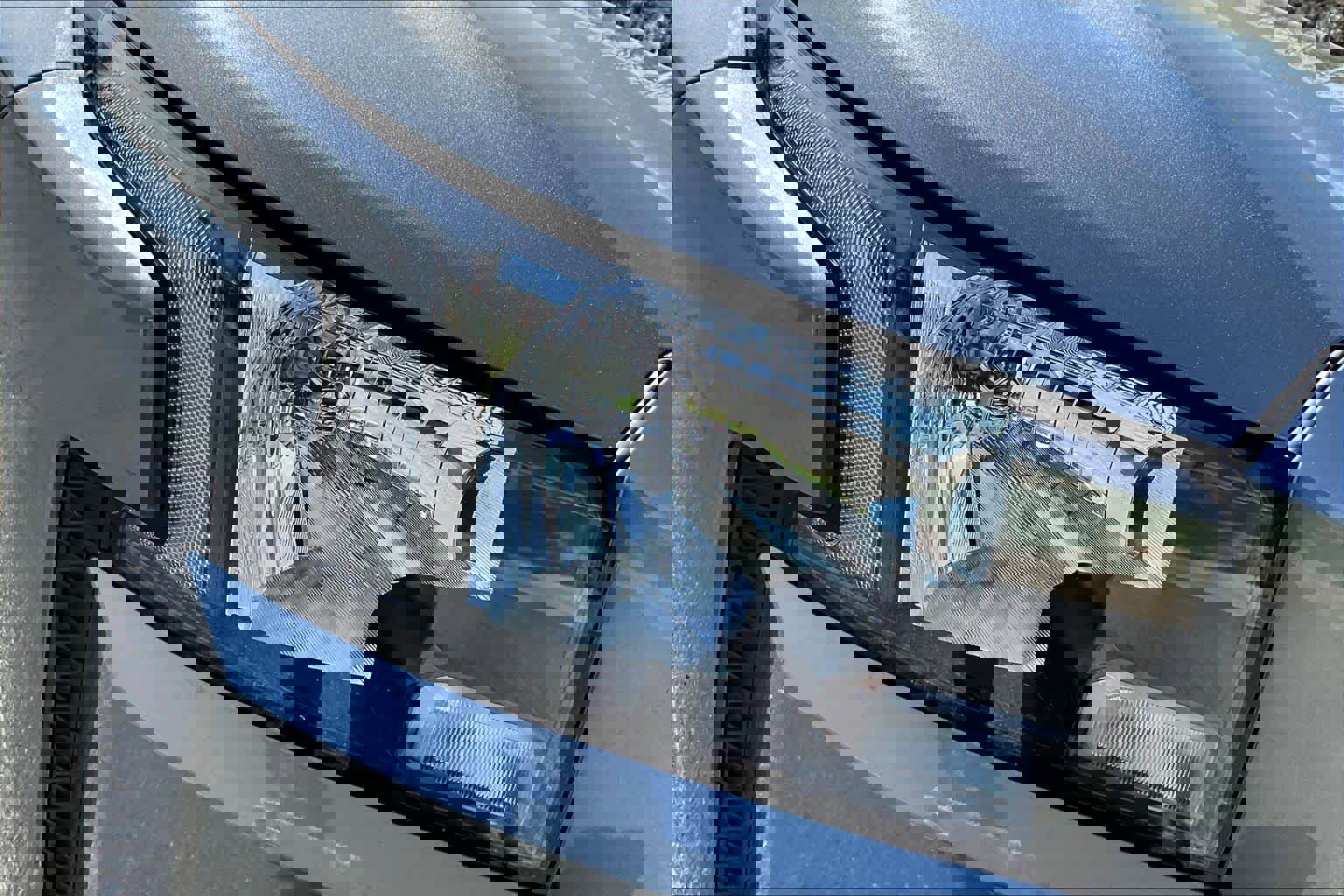 Used 2023 Nissan Frontier SV w/ Technology Package image 27