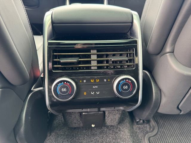 Used 2024 Land Rover Range Rover Long Wheelbase SE AWD/4WD image 25