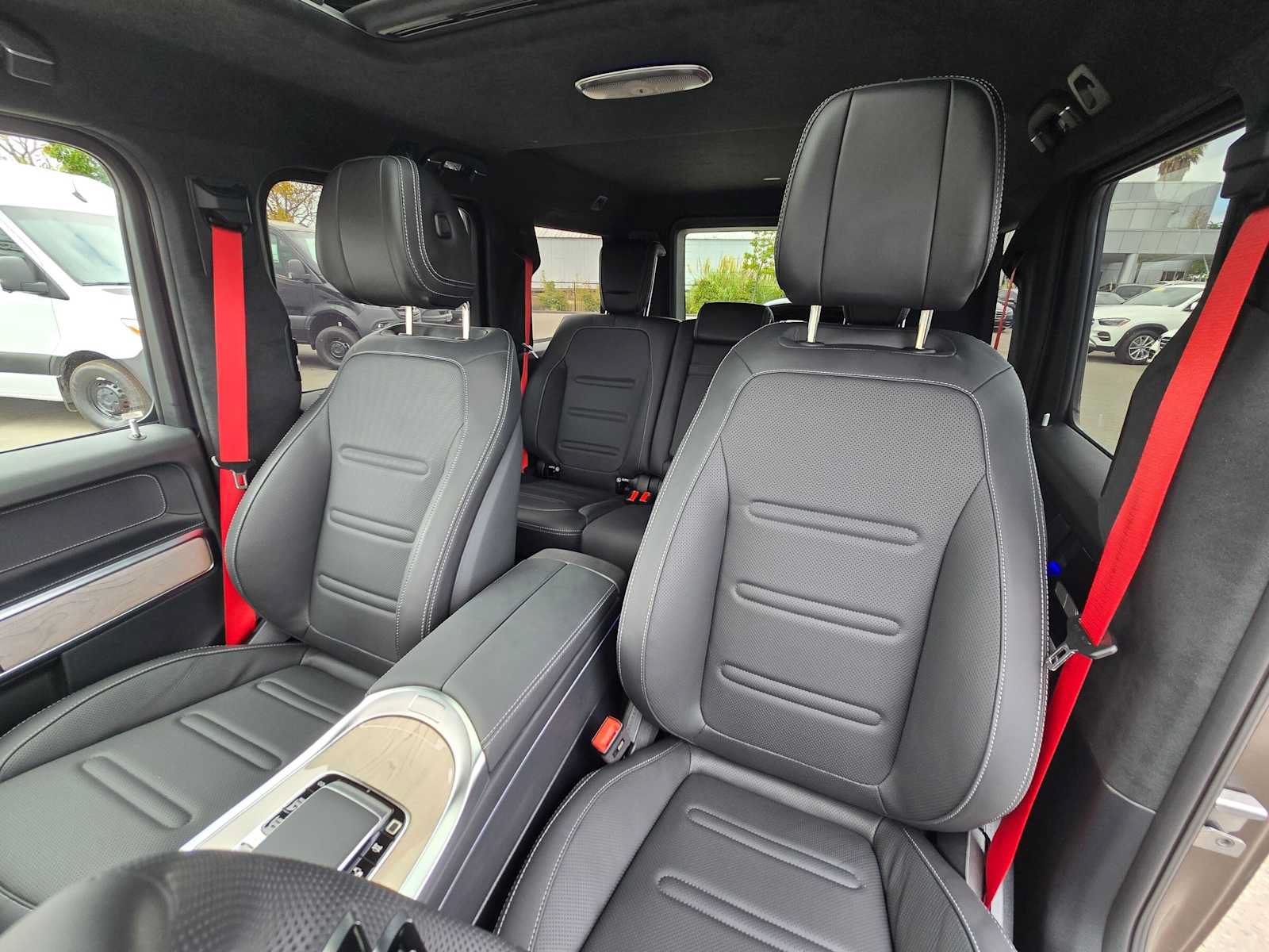New 2027 Mercedes-Benz G 580 e image 23