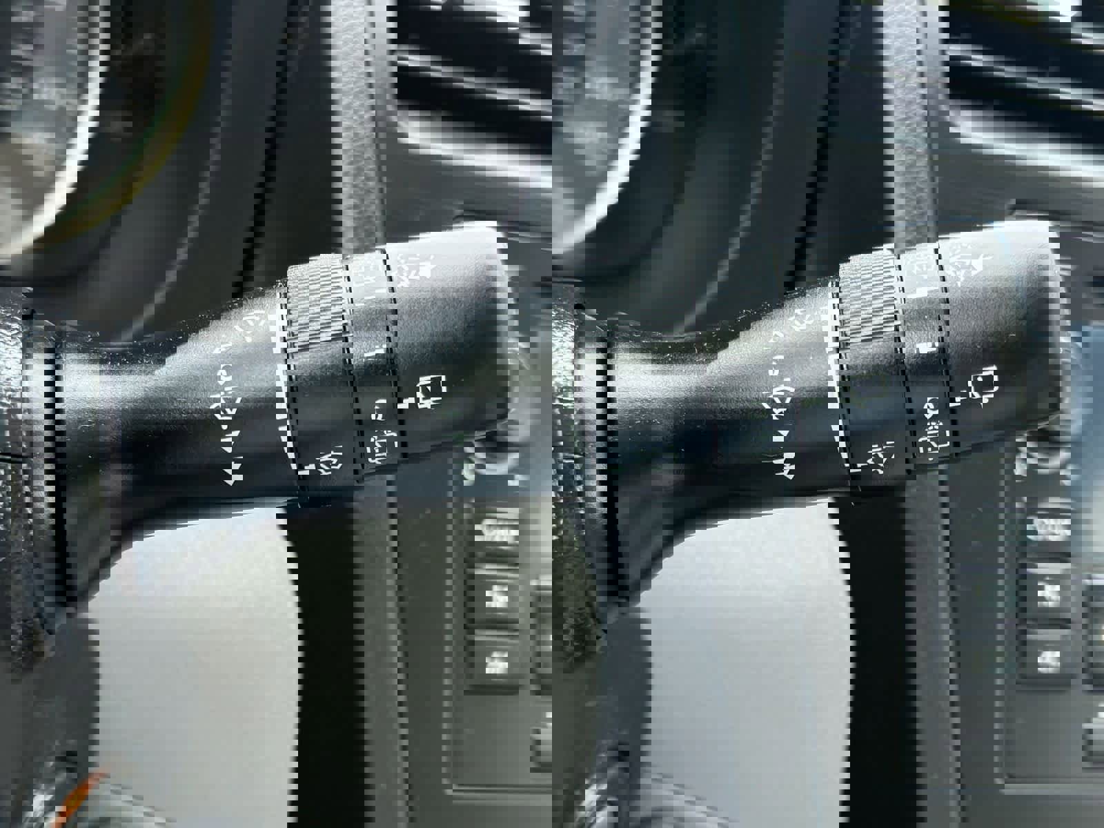 Used 2015 Subaru Forester 2.5i Limited image 28