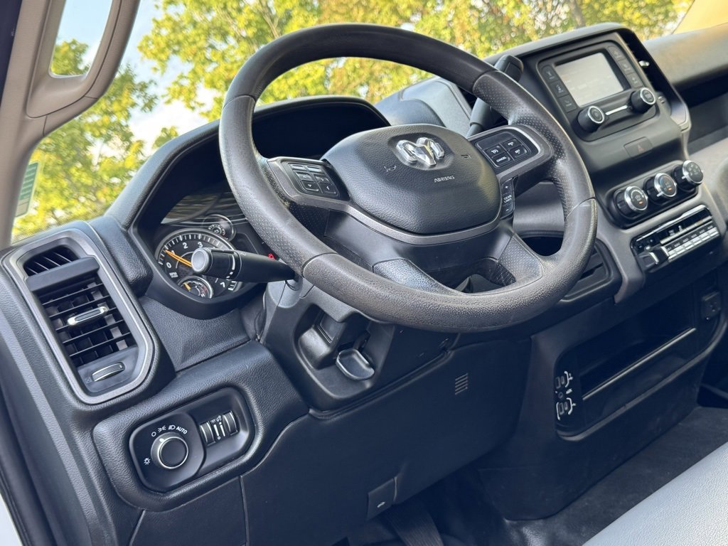 Used 2019 RAM 3500 Tradesman image 17