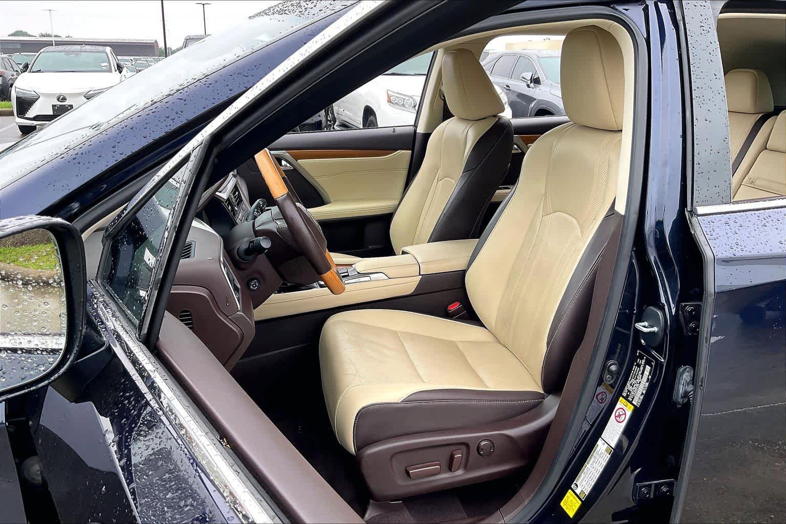 Used 2019 Lexus RX 350 FWD w/ Navigation Package image 7